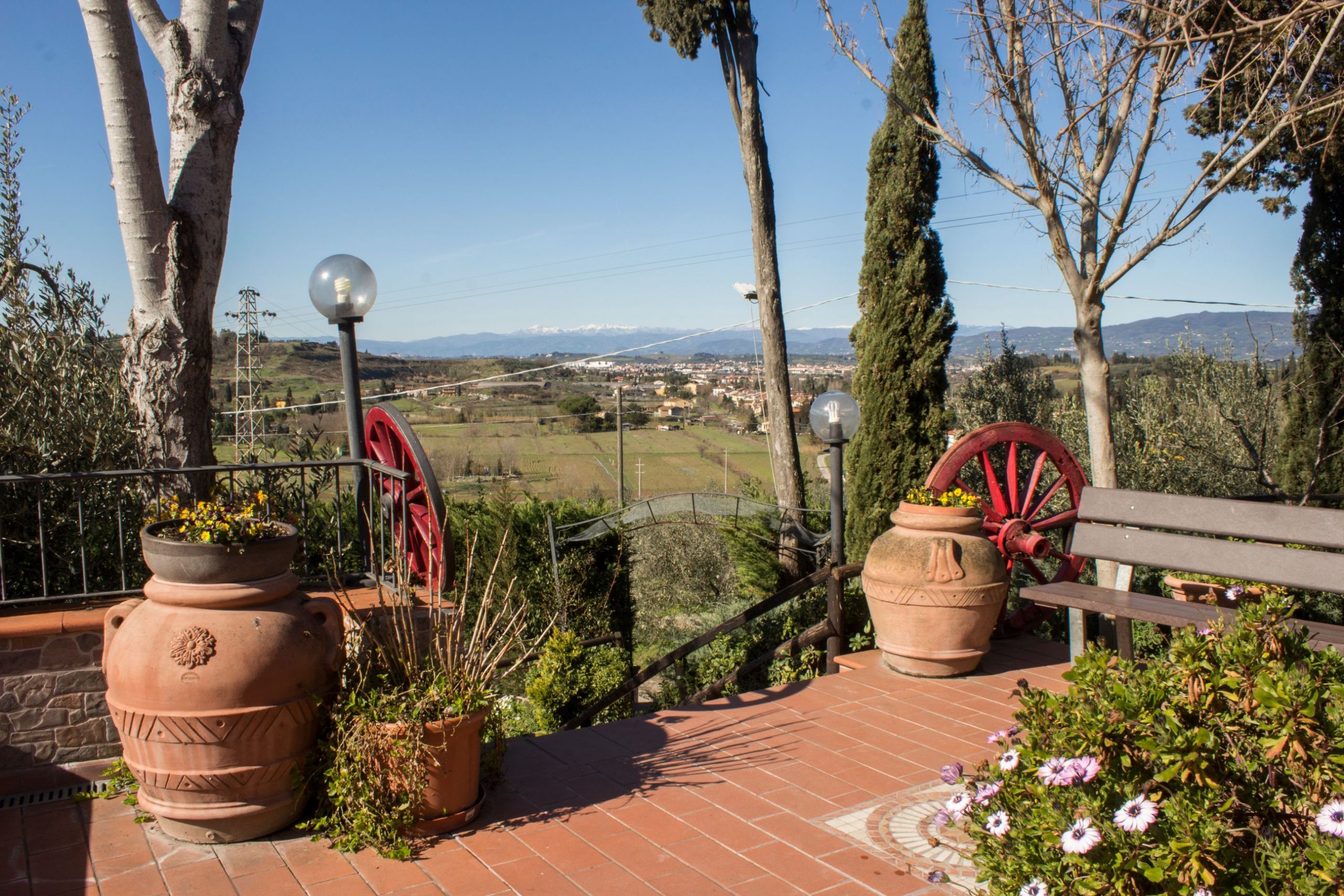 Agriturismo con piscina ad Empoli